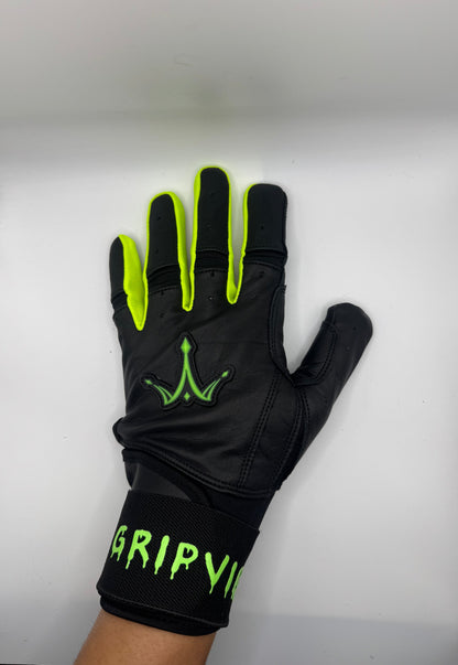 Black and Green - "No doubt. No fear"